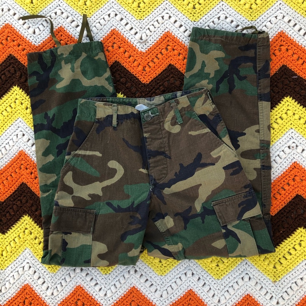 Vintage army camo pants